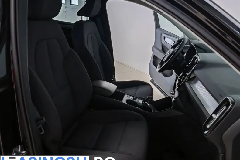 Volvo XC40 din 2021 cu 121.812 km - oferta VOL238886 - foto 8
