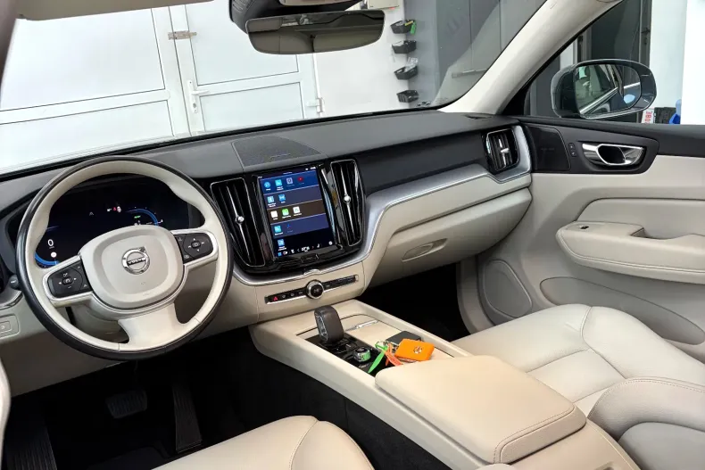 Volvo XC60 din 2021 cu 151.000 km - oferta VOL238892 - foto 6