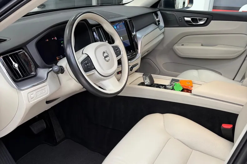Volvo XC60 din 2021 cu 151.000 km - oferta VOL238892 - foto 8