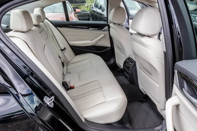 BMW 520i (Seria 5) din 2022 cu 129.000 km - oferta BMW238896 - foto 6