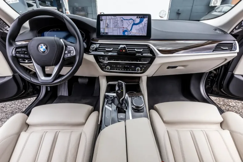 BMW 520i (Seria 5) din 2022 cu 129.000 km - oferta BMW238896 - foto 16