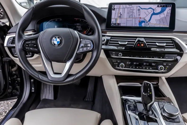 BMW 520i (Seria 5) din 2022 cu 129.000 km - oferta BMW238896 - foto 17