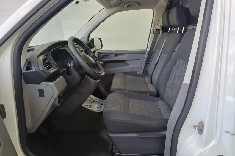 Volkswagen Transporter din 2021 cu 150.217 km - oferta VOL238899 - foto 4