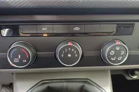 Volkswagen Transporter din 2021 cu 150.217 km - oferta VOL238899 - foto 12