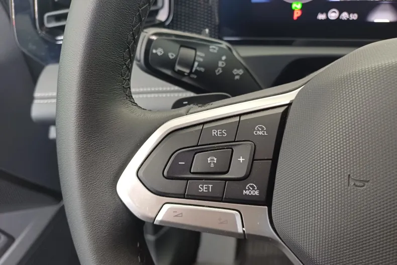 Volkswagen Tiguan din 2025 cu 32.459 km - oferta VOL238900 - foto 11