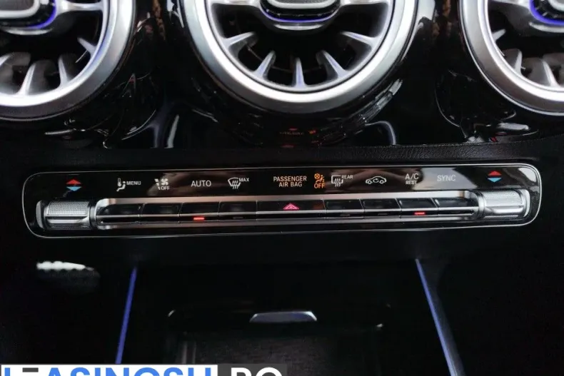 Mercedes-Benz GLA 200 (Clasa GLA) din 2023 cu 30.001 km - oferta MER238905 - foto 17