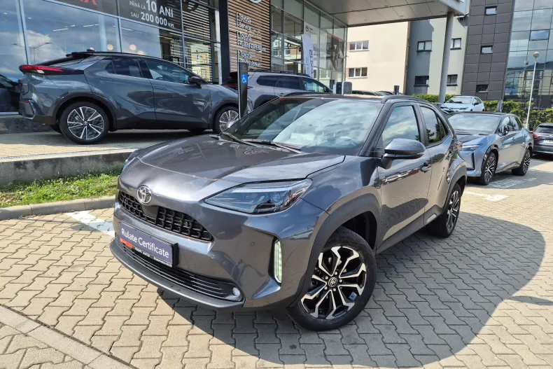 Toyota Yaris Cross din 2025 cu 10.865 km - oferta TOY238914 - foto 1