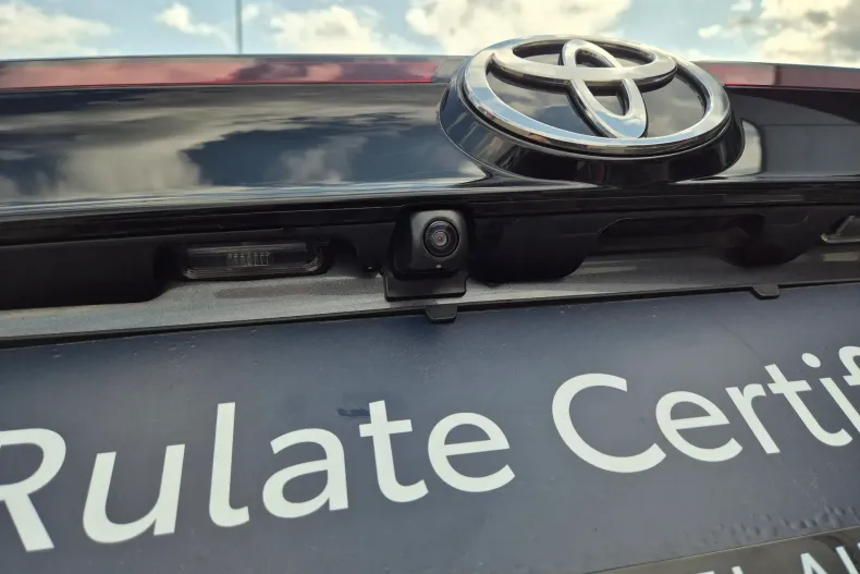 Toyota Yaris Cross din 2025 cu 10.865 km - oferta TOY238914 - foto 8
