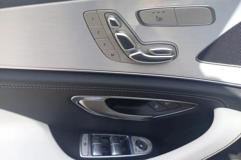 Mercedes-Benz CLS din 2021 cu 99.990 km - oferta MER238915 - foto 14