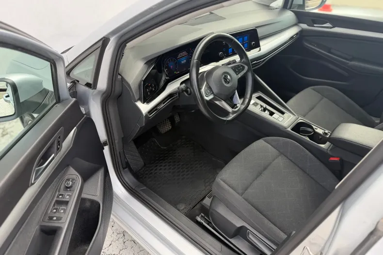 Volkswagen Golf din 2023 cu 104.168 km - oferta VOL238923 - foto 10
