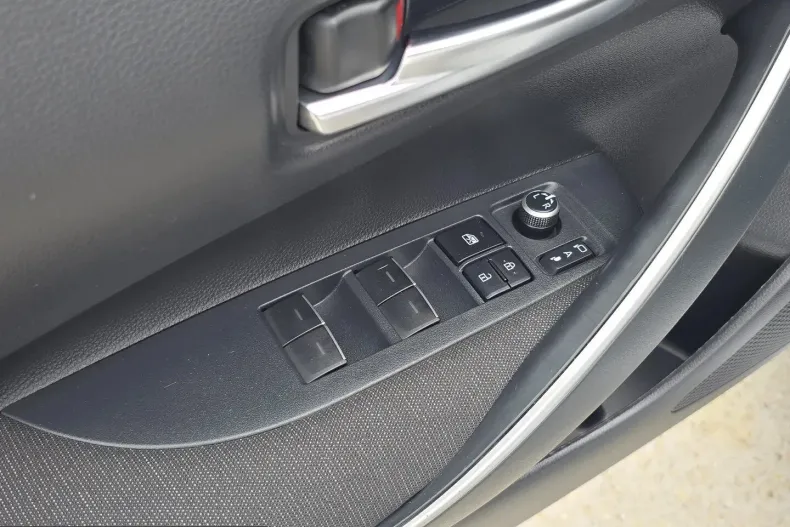 Toyota Corolla din 2023 cu 86.829 km - oferta TOY238925 - foto 7