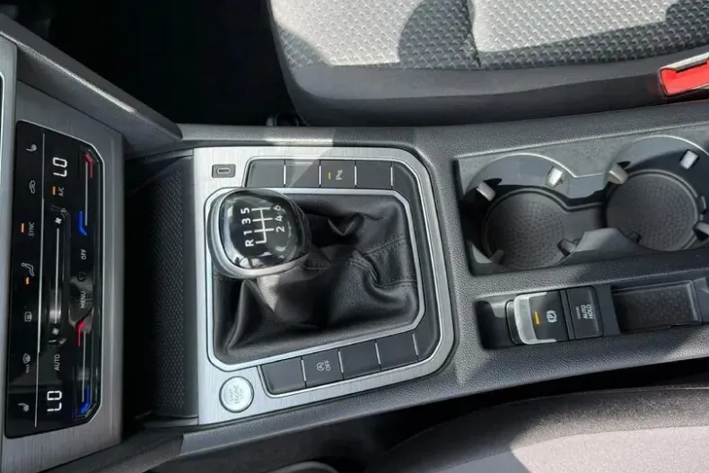 Volkswagen Passat din 2021 cu 29.159 km - oferta VOL238926 - foto 19
