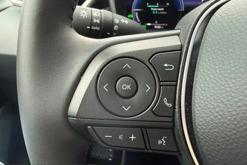 Toyota Corolla din 2025 cu 5.153 km - oferta TOY238927 - foto 11