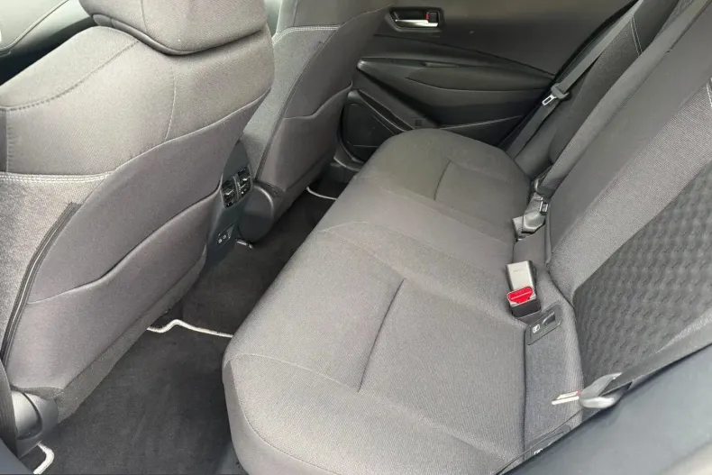 Toyota Corolla din 2025 cu 5.153 km - oferta TOY238927 - foto 21