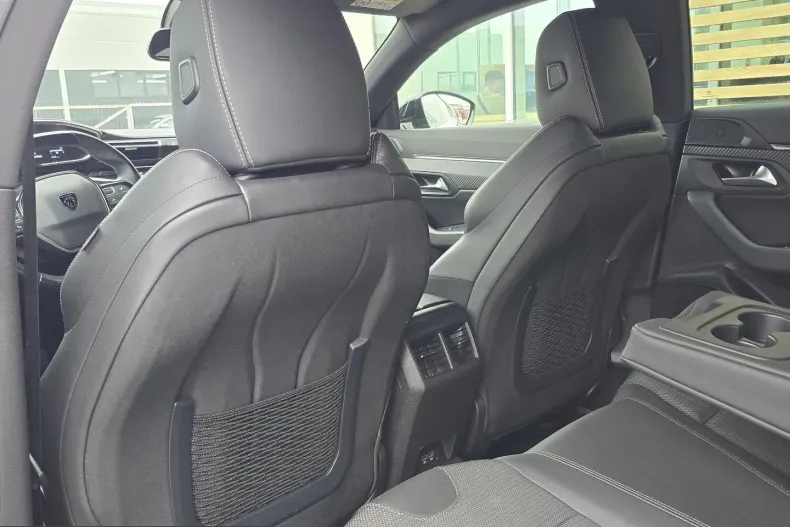 Peugeot 508 din 2023 cu 69.775 km - oferta PEU238928 - foto 14
