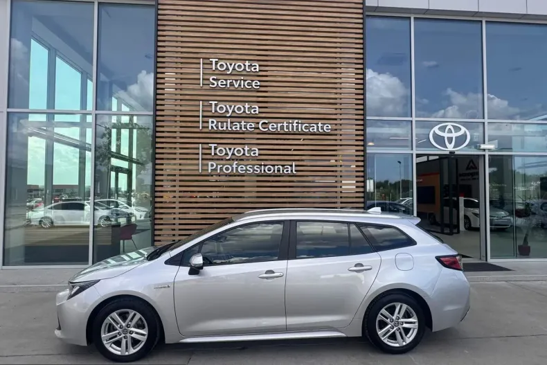 Toyota Corolla din 2021 cu 110.464 km - oferta TOY238929 - foto 4