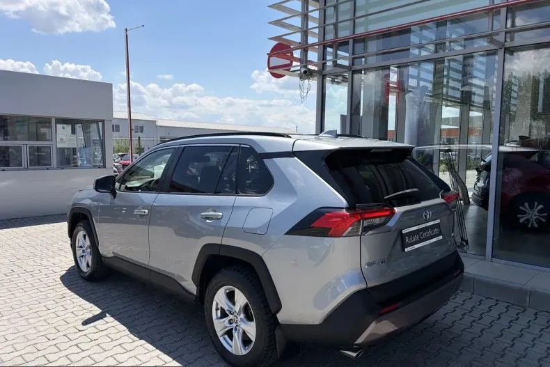 Toyota RAV4 din 2020 cu 96.465 km - oferta TOY238932 - foto 4