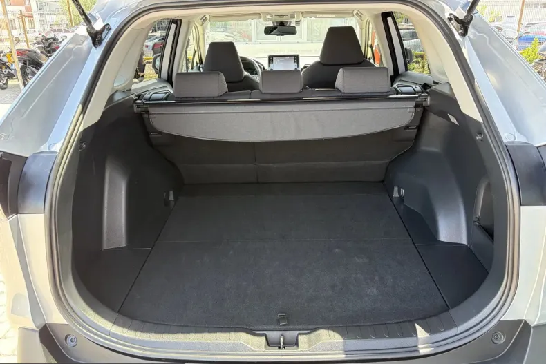 Toyota RAV4 din 2020 cu 96.465 km - oferta TOY238932 - foto 13