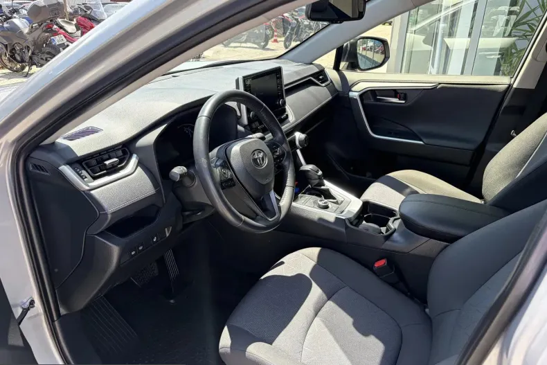 Toyota RAV4 din 2020 cu 96.465 km - oferta TOY238932 - foto 16