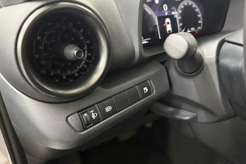Toyota C-HR din 2025 cu 6.735 km - oferta TOY238934 - foto 7