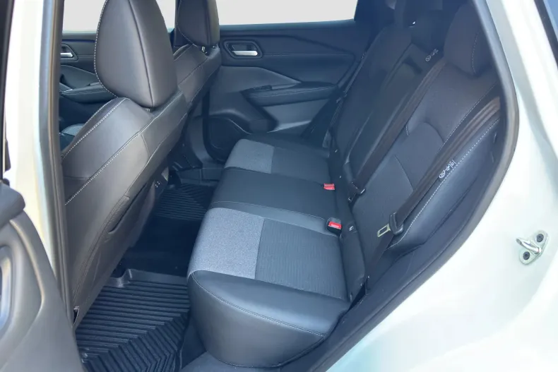Nissan Qashqai din 2025 cu 29.500 km - oferta NIS238936 - foto 16