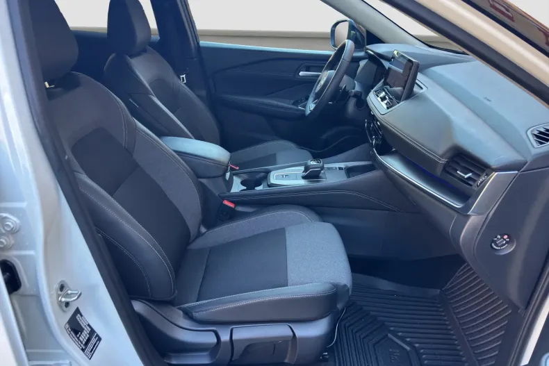 Nissan Qashqai din 2025 cu 29.500 km - oferta NIS238936 - foto 20