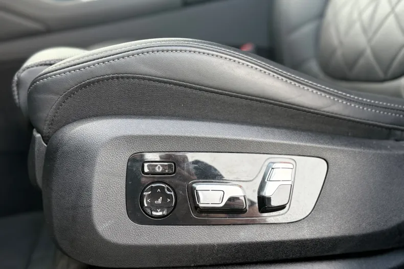 BMW X6 (Seria X) din 2024 cu 60.051 km - oferta BMW238946 - foto 11
