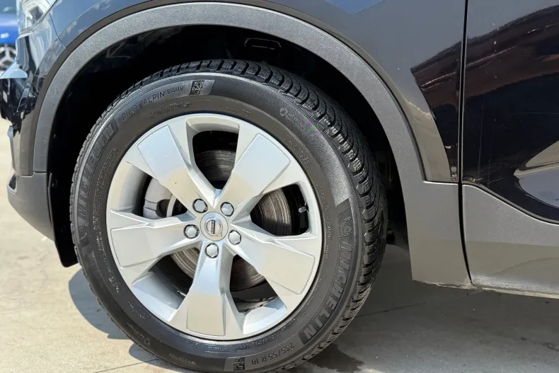 Volvo XC40 din 2020 cu 117.697 km - oferta VOL238949 - foto 24