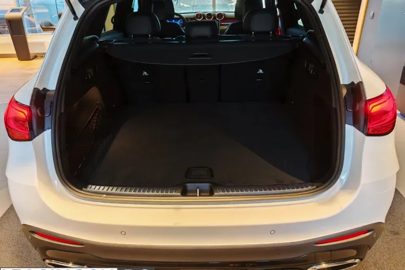 Mercedes-Benz GLC (Clasa GLC) din 2025 cu 3.500 km - oferta MER238951 - foto 15