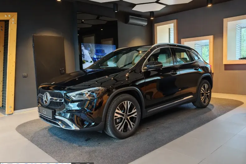 Mercedes-Benz GLA 180 (Clasa GLA) din 2026 cu 1 km - oferta MER238955 - foto 9