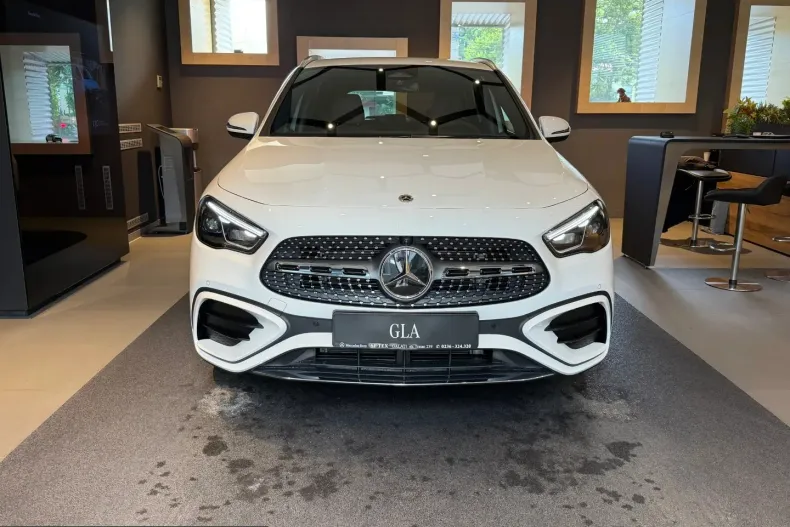 Mercedes-Benz GLA 200 (Clasa GLA) din 2026 cu 1 km - oferta MER238957 - foto 5