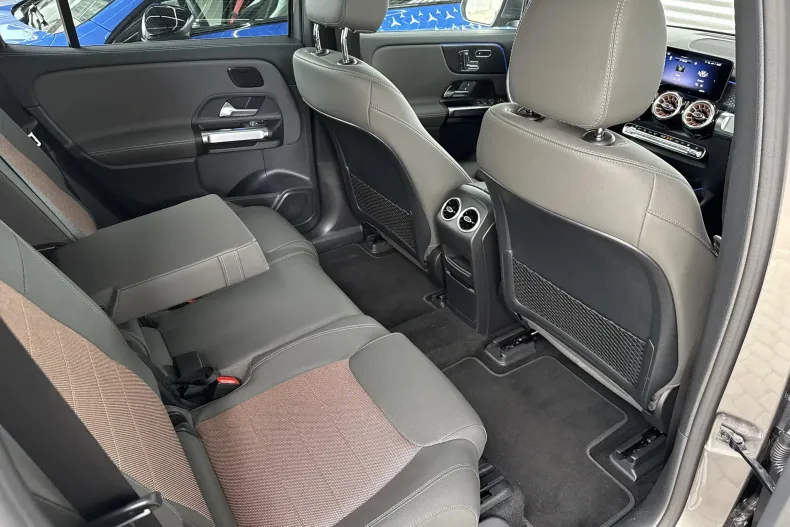 Mercedes-Benz EQB (Clasa GLB) din 2025 cu 7.100 km - oferta MER238960 - foto 24