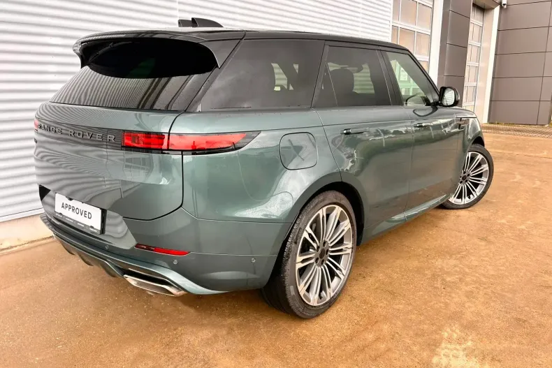 Land Rover Range Rover Sport din 2025 cu 4.950 km - oferta LAN238965 - foto 5