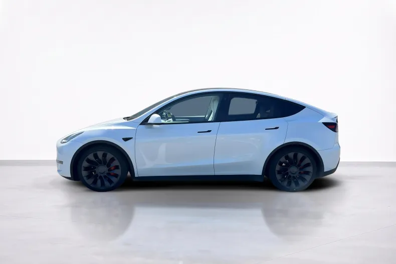 Tesla Model Y din 2023 cu 109.438 km - oferta TES238968 - foto 2