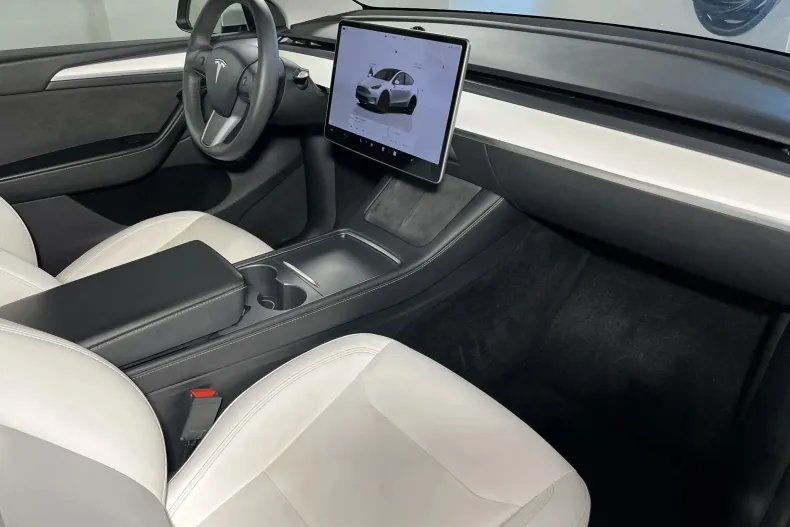 Tesla Model Y din 2023 cu 109.438 km - oferta TES238968 - foto 24
