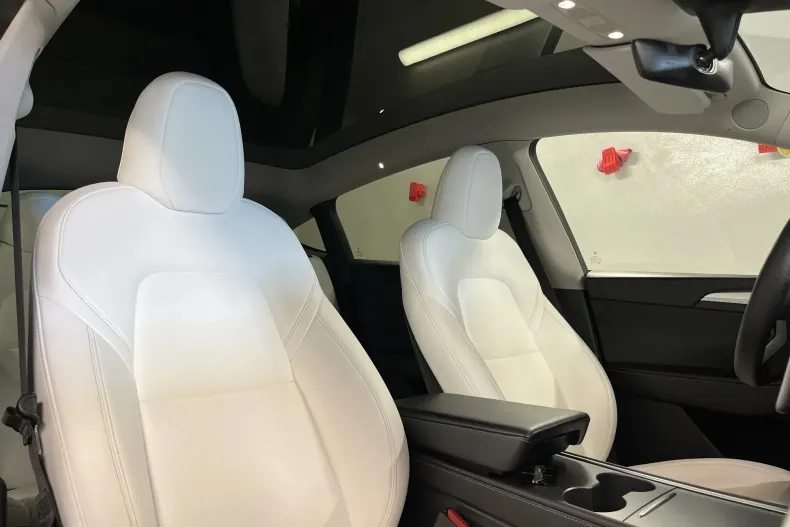 Tesla Model Y din 2023 cu 109.438 km - oferta TES238968 - foto 25