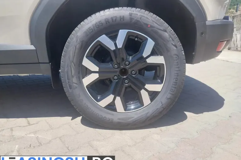 Dacia Duster din 2026 cu 6 km - oferta DAC238974 - foto 4