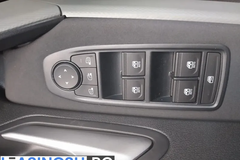 Dacia Duster din 2026 cu 6 km - oferta DAC238974 - foto 8