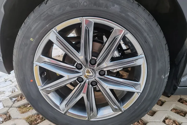 Lexus LBX din 2025 cu 3.520 km - oferta LEX238976 - foto 20