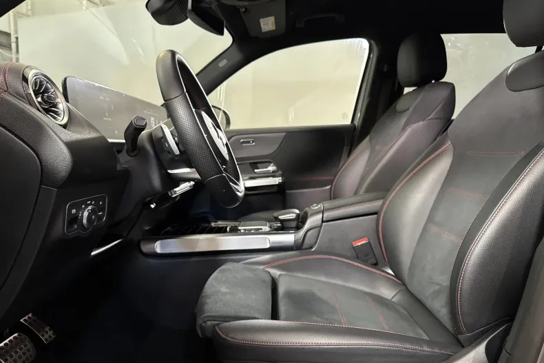 Mercedes-Benz EQB (Clasa GLB) din 2023 cu 45.745 km - oferta MER238982 - foto 22