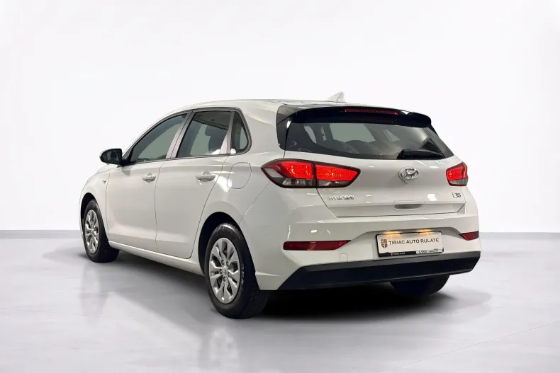 Hyundai i30 din 2023 cu 18.839 km - oferta HYU238984 - foto 3
