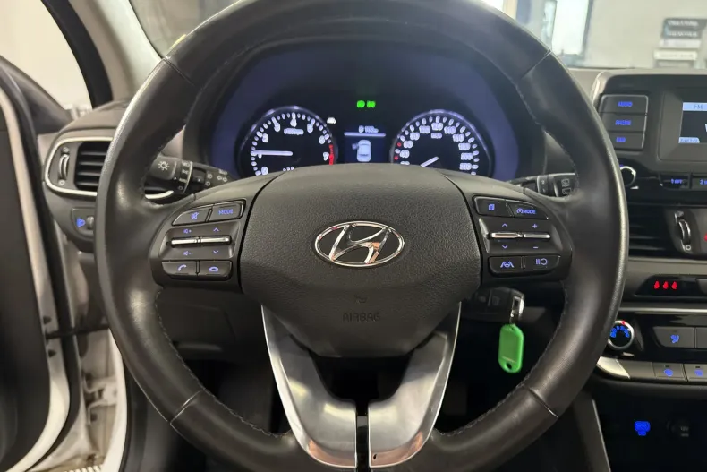 Hyundai i30 din 2023 cu 18.839 km - oferta HYU238984 - foto 16