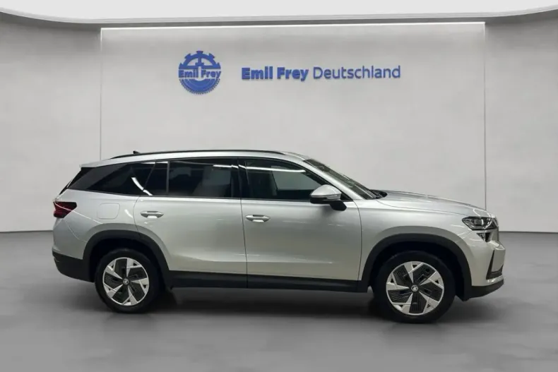 Skoda Kodiaq din 2025 cu 10.345 km - oferta SKO238988 - foto 7