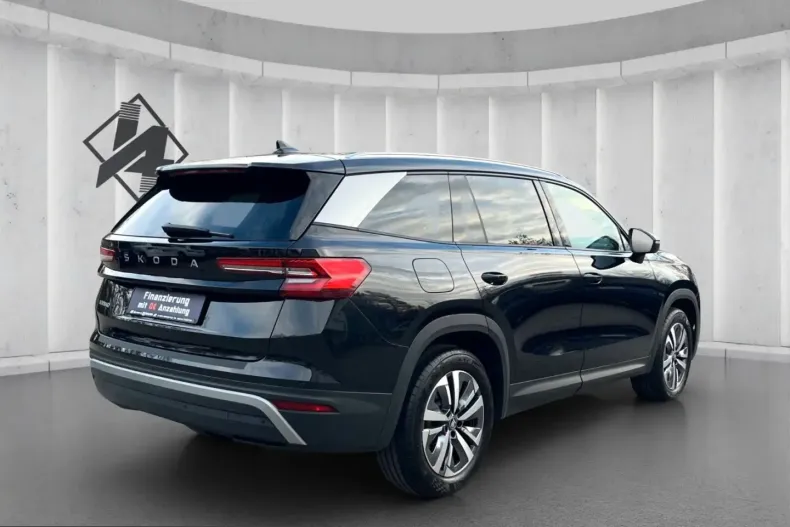 Skoda Kodiaq din 2025 cu 25.495 km - oferta SKO238989 - foto 3