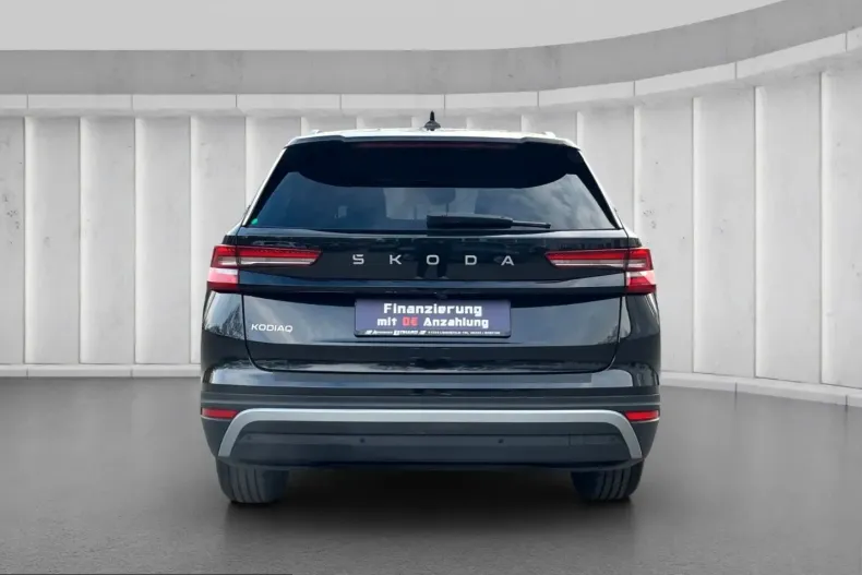 Skoda Kodiaq din 2025 cu 25.495 km - oferta SKO238989 - foto 4