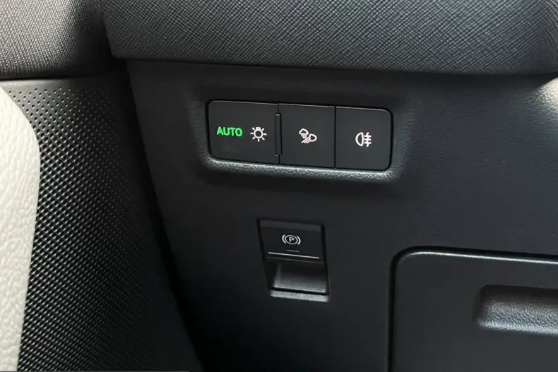 Skoda Kodiaq din 2025 cu 25.495 km - oferta SKO238989 - foto 21