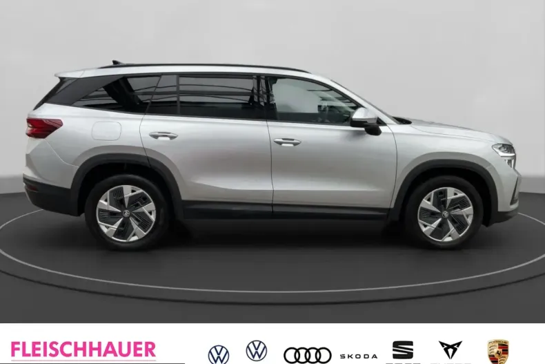 Skoda Kodiaq din 2025 cu 26.533 km - oferta SKO238995 - foto 3