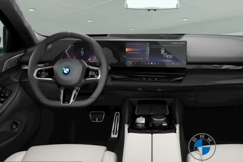 BMW 550 (Seria 5) din 2025 cu 28.694 km - oferta BMW238998 - foto 2