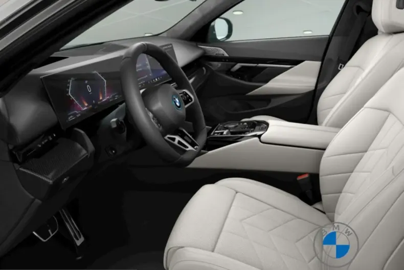 BMW 550 (Seria 5) din 2025 cu 28.694 km - oferta BMW238998 - foto 4