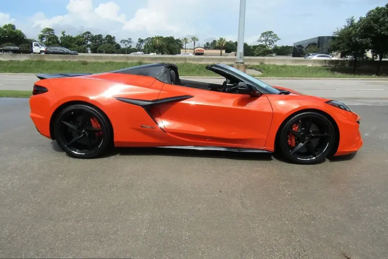 Corvette C8 din 2025 cu 5.188 km - oferta COR239007 - foto 5